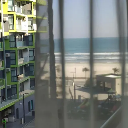 Апартаменты Apartamentele Select Alezzi Beach