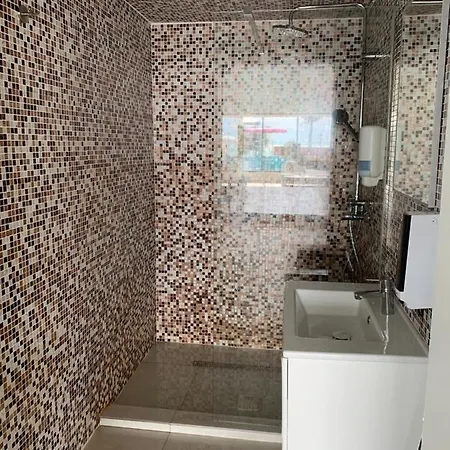 Апартаменты Apartamentele Select Alezzi Beach Нэводари