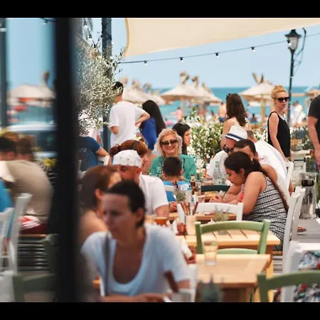 Apartamentele Select Alezzi Beach Апартаменты *