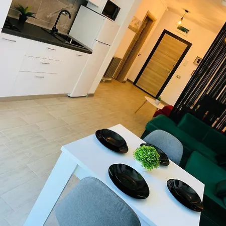Apartamentele Select Alezzi Beach Апартаменты *