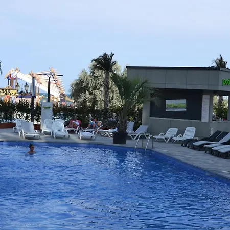 Apartamentele Select Alezzi Beach Apartment *